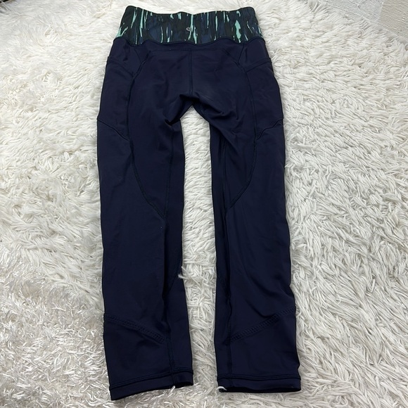 Lululemon All The Right Places Crop Naval Blue / Painted Animal Menthol Black - Picture 5 of 7